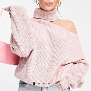 In the Style x Billie Faiers cut our shoulder sweater